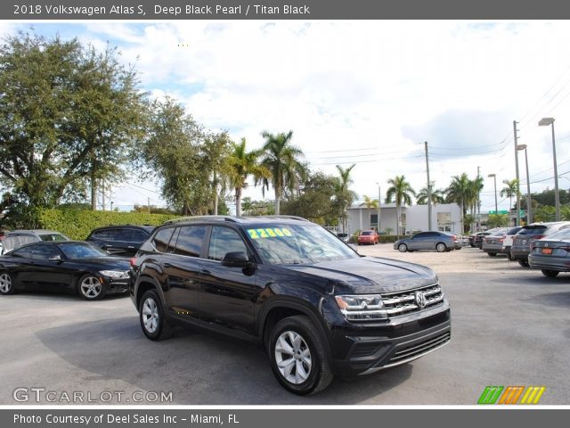 2018 Volkswagen Atlas S in Deep Black Pearl