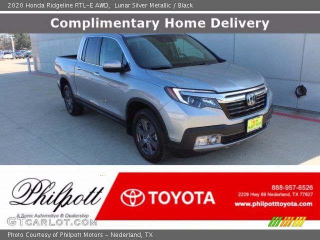 2020 Honda Ridgeline RTL-E AWD in Lunar Silver Metallic