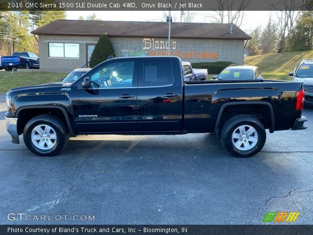2016 GMC Sierra 1500 SLE Double Cab 4WD in Onyx Black