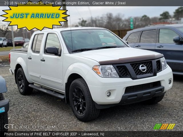 2018 Nissan Frontier SV Crew Cab Midnight Edition in Glacier White