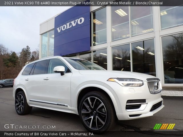 2021 Volvo XC90 T8 eAWD Inscription Plug-in Hybrid in Crystal White Metallic