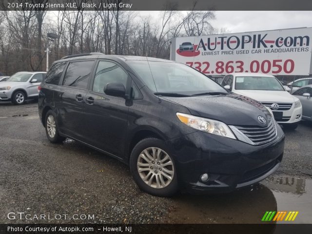 2014 Toyota Sienna XLE in Black