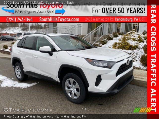 2021 Toyota RAV4 LE AWD in Super White