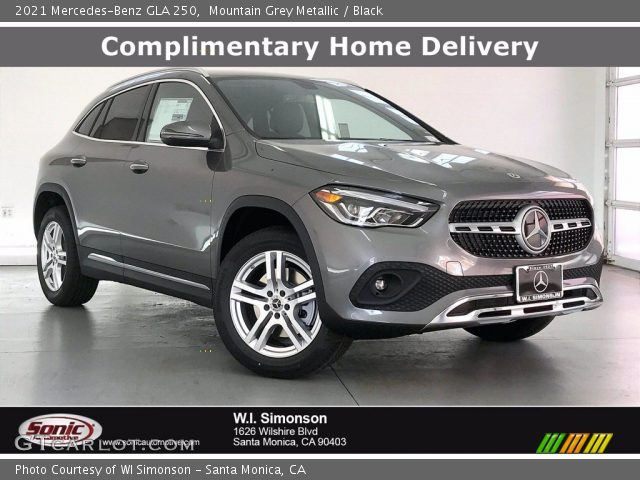 2021 Mercedes-Benz GLA 250 in Mountain Grey Metallic