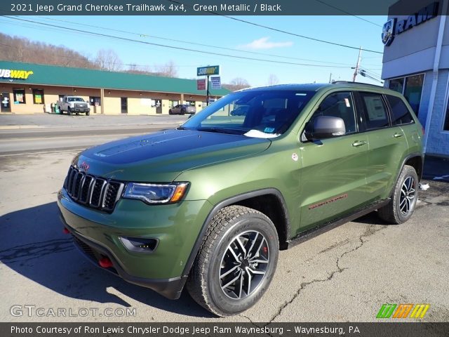 2021 Jeep Grand Cherokee Trailhawk 4x4 in Green Metallic