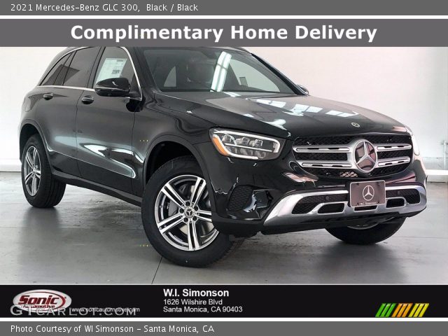 2021 Mercedes-Benz GLC 300 in Black