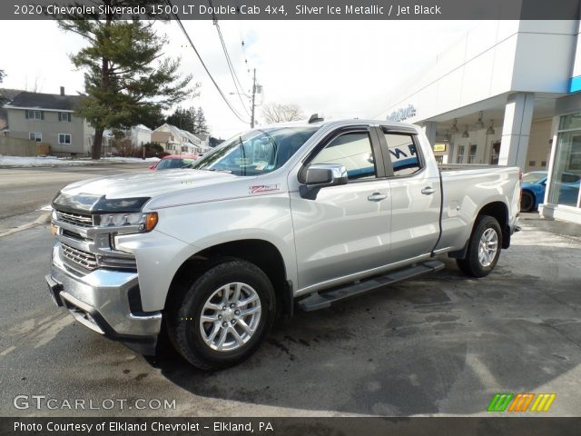 2020 Chevrolet Silverado 1500 LT Double Cab 4x4 in Silver Ice Metallic