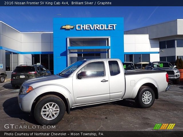 2016 Nissan Frontier SV King Cab 4x4 in Brilliant Silver