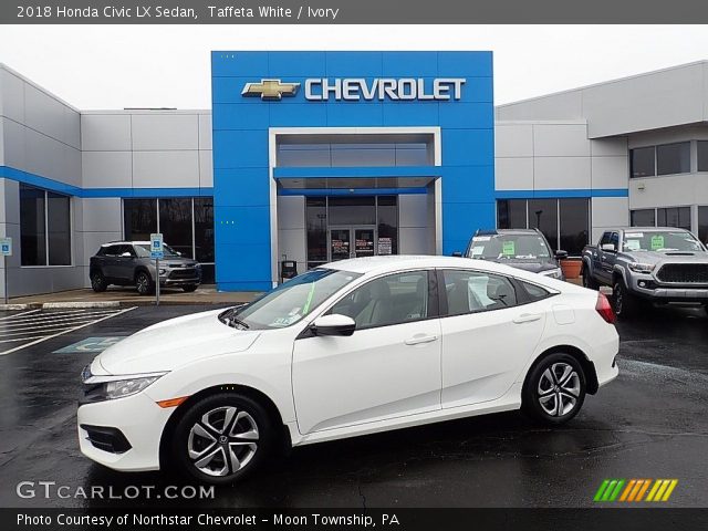 2018 Honda Civic LX Sedan in Taffeta White