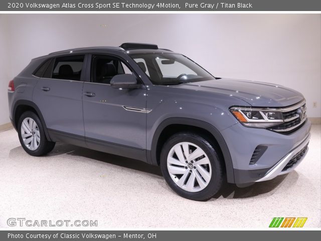 2020 Volkswagen Atlas Cross Sport SE Technology 4Motion in Pure Gray