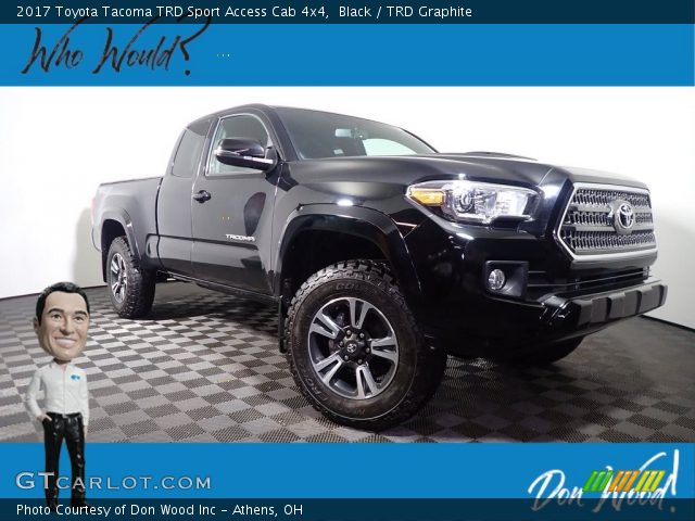 2017 Toyota Tacoma TRD Sport Access Cab 4x4 in Black