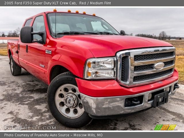 2005 Ford F350 Super Duty XLT Crew Cab in Red