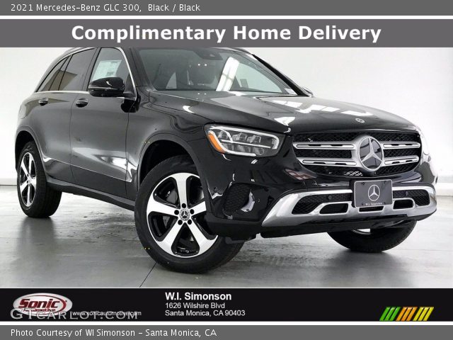 2021 Mercedes-Benz GLC 300 in Black