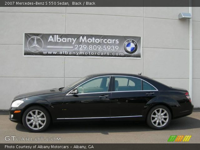 2007 Mercedes-Benz S 550 Sedan in Black