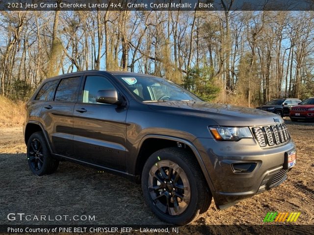 2021 Jeep Grand Cherokee Laredo 4x4 in Granite Crystal Metallic