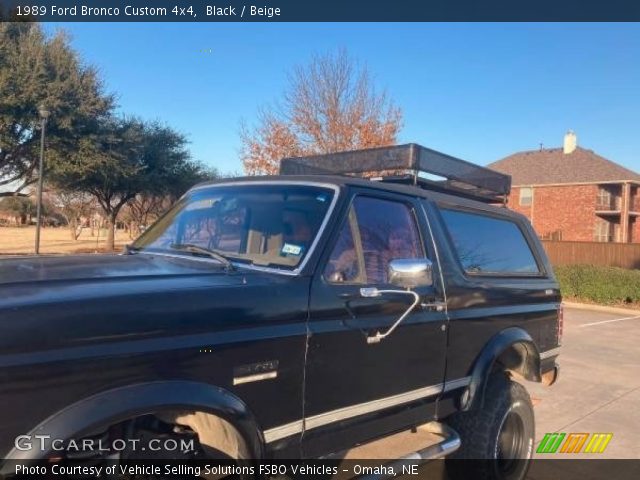 1989 Ford Bronco Custom 4x4 in Black