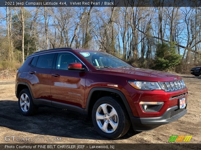 2021 Jeep Compass Latitude 4x4 in Velvet Red Pearl