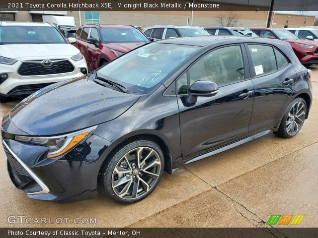 2021 Toyota Corolla Hatchback XSE in Midnight Black Metallic