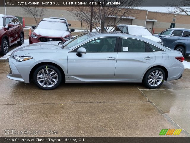 2021 Toyota Avalon Hybrid XLE in Celestial Silver Metallic