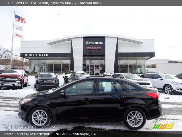 2017 Ford Focus SE Sedan in Shadow Black