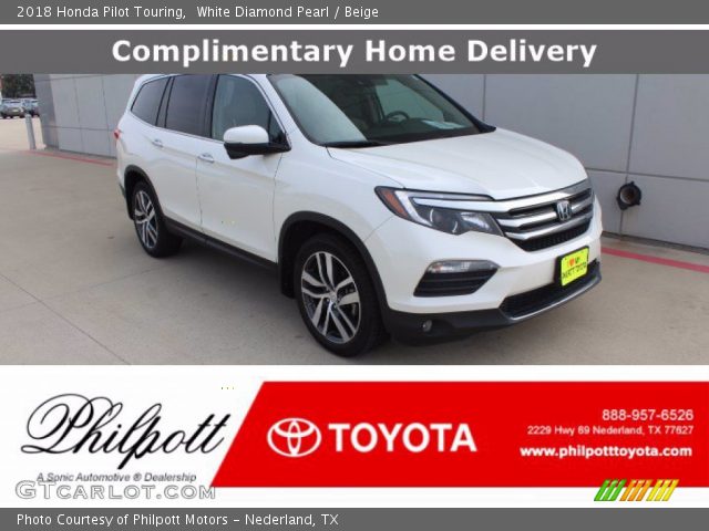 2018 Honda Pilot Touring in White Diamond Pearl