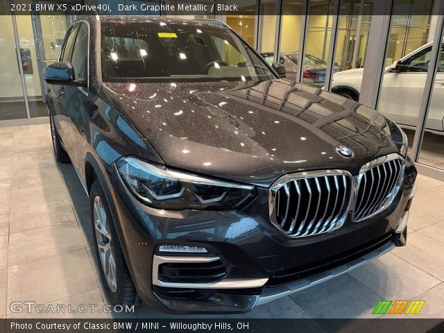 2021 BMW X5 xDrive40i in Dark Graphite Metallic
