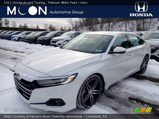 2021 Honda Accord Touring in Platinum White Pearl