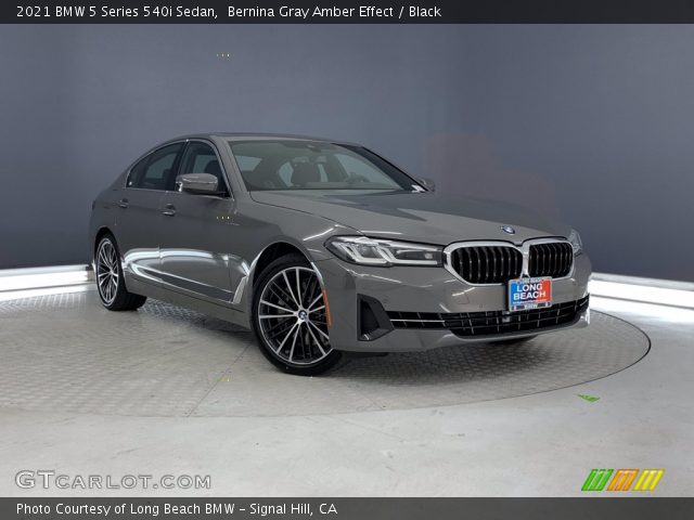 2021 BMW 5 Series 540i Sedan in Bernina Gray Amber Effect