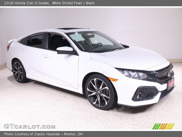 2018 Honda Civic Si Sedan in White Orchid Pearl