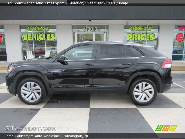 2020 Volkswagen Atlas Cross Sport SE 4Motion in Deep Black Pearl