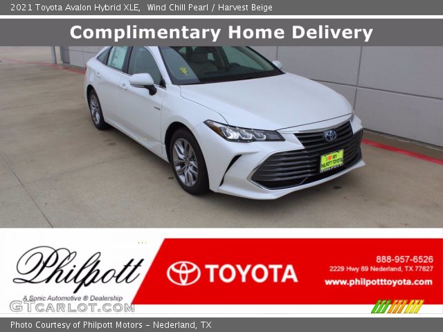 2021 Toyota Avalon Hybrid XLE in Wind Chill Pearl
