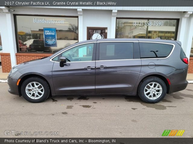 2017 Chrysler Pacifica LX in Granite Crystal Metallic
