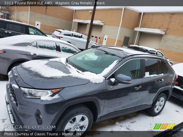 2021 Toyota RAV4 XLE AWD in Magnetic Gray Metallic