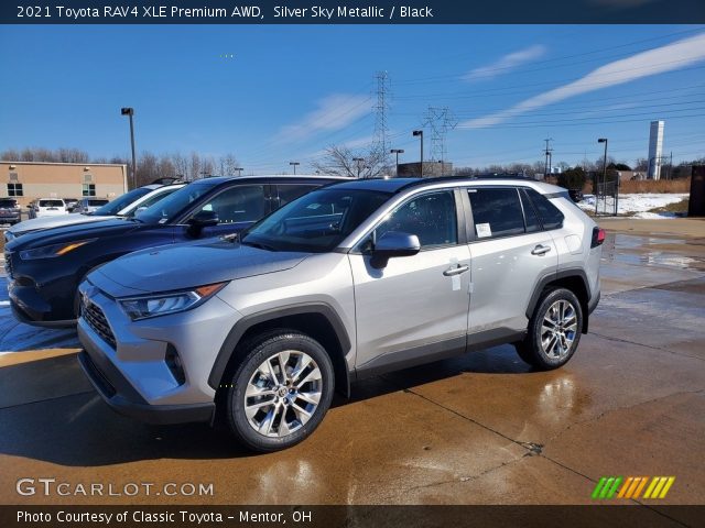 2021 Toyota RAV4 XLE Premium AWD in Silver Sky Metallic
