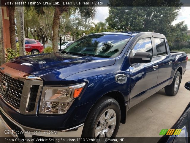 2017 Nissan Titan SV Crew Cab in Deep Blue Pearl