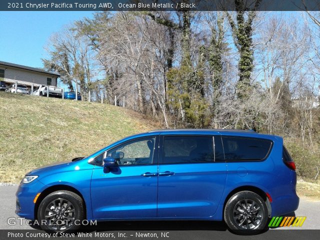 2021 Chrysler Pacifica Touring AWD in Ocean Blue Metallic