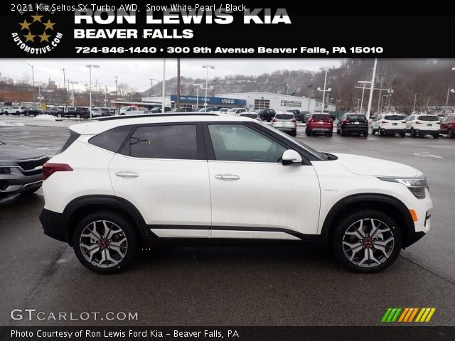 2021 Kia Seltos SX Turbo AWD in Snow White Pearl