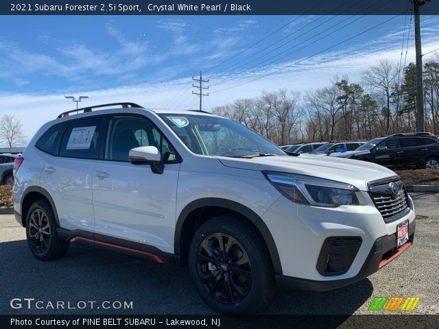 2021 Subaru Forester 2.5i Sport in Crystal White Pearl