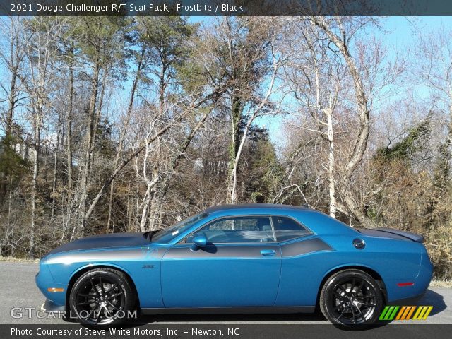 2021 Dodge Challenger R/T Scat Pack in Frostbite