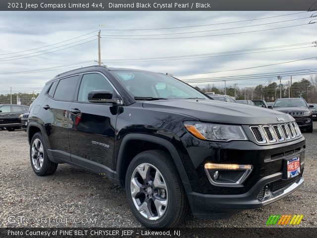 2021 Jeep Compass Limited 4x4 in Diamond Black Crystal Pearl