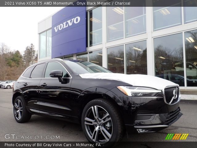2021 Volvo XC60 T5 AWD Momentum in Onyx Black Metallic