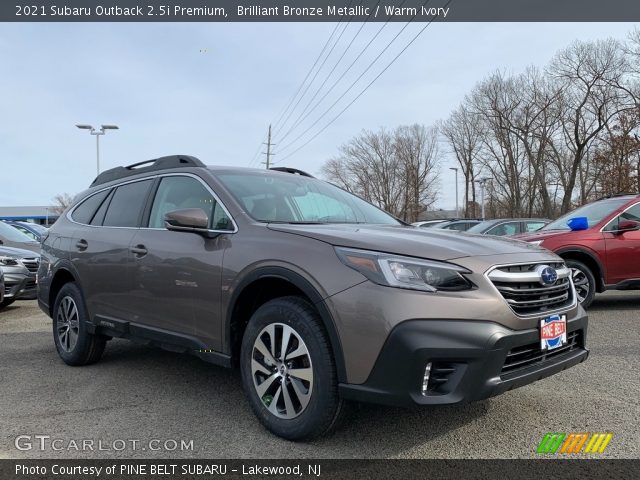 2021 Subaru Outback 2.5i Premium in Brilliant Bronze Metallic