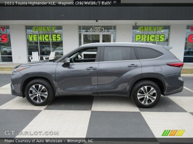2021 Toyota Highlander XLE in Magnetic Gray Metallic