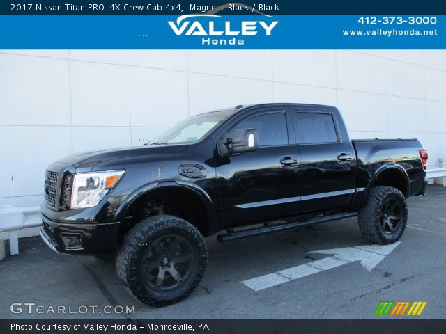 2017 Nissan Titan PRO-4X Crew Cab 4x4 in Magnetic Black