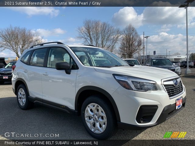 2021 Subaru Forester 2.5i in Crystal White Pearl