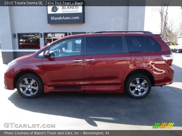 2015 Toyota Sienna SE in Salsa Red Pearl