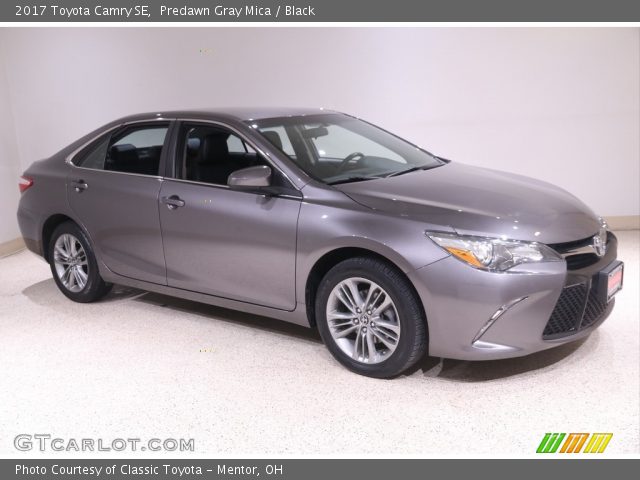 2017 Toyota Camry SE in Predawn Gray Mica