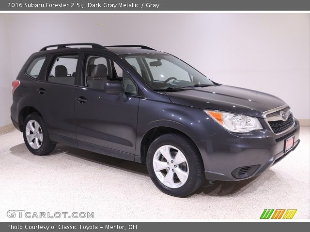 2016 Subaru Forester 2.5i in Dark Gray Metallic