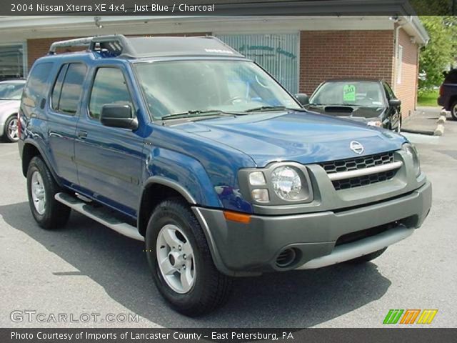 2004 Nissan Xterra XE 4x4 in Just Blue