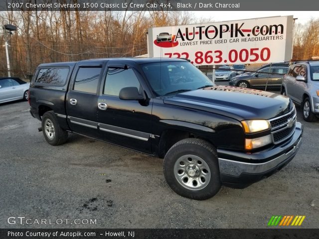 2007 Chevrolet Silverado 1500 Classic LS Crew Cab 4x4 in Black